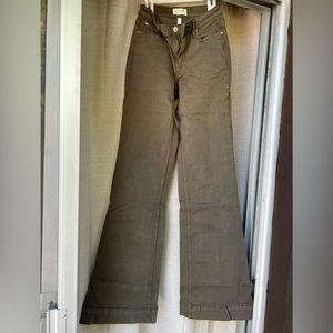 SHYANNE WOMEN'S HIGH RISE JEAN 27x36